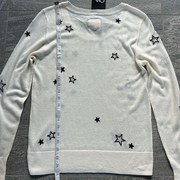 NWT Chaser Embroidery Stars Long Sleeve Crewneck Cashmere Sweater Ivory Small - Picture 13 of 14